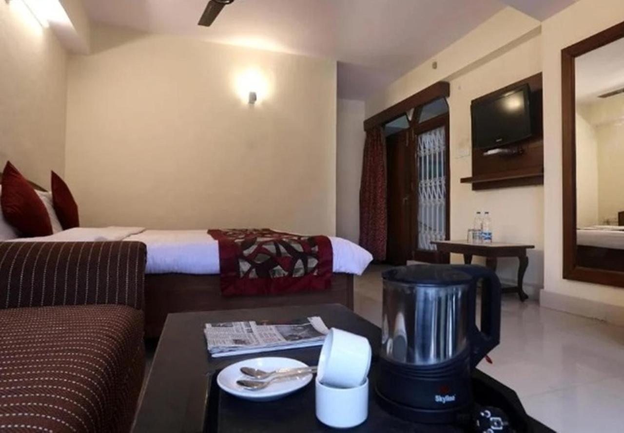 Moon Hotel Mallital, Near Nainital High Court מראה חיצוני תמונה